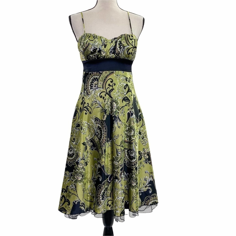 SPEECHLESS Green Paisley Print Mini A-Line Dress